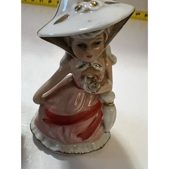 Victorian Couple Figurines Set of 2 COTC Southern Renaissance Boy And Girl - Picture 11 of 13